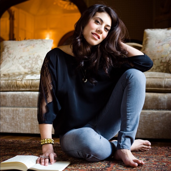 Meet your Posher, Claire - Picture 4 of 5